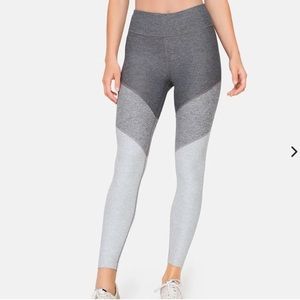 Outdoor Voices leggings